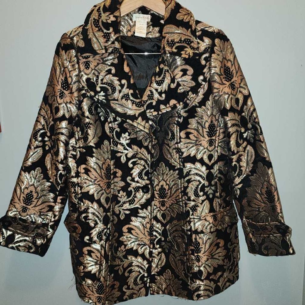 Monroe and Main jacket